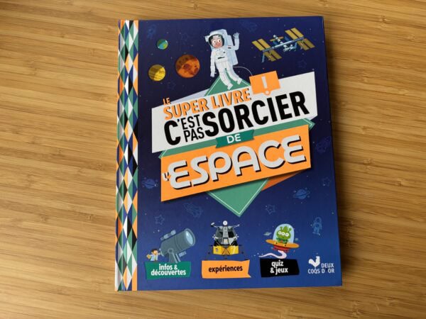 Le super livre c'est pas sorcier de l'espace , couverture