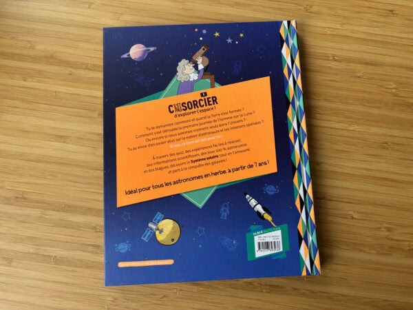Le super livre c'est pas sorcier de l'espace , dos